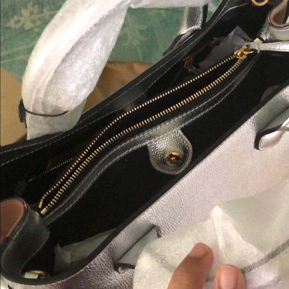 Burberry bag - Picture 3 of 4